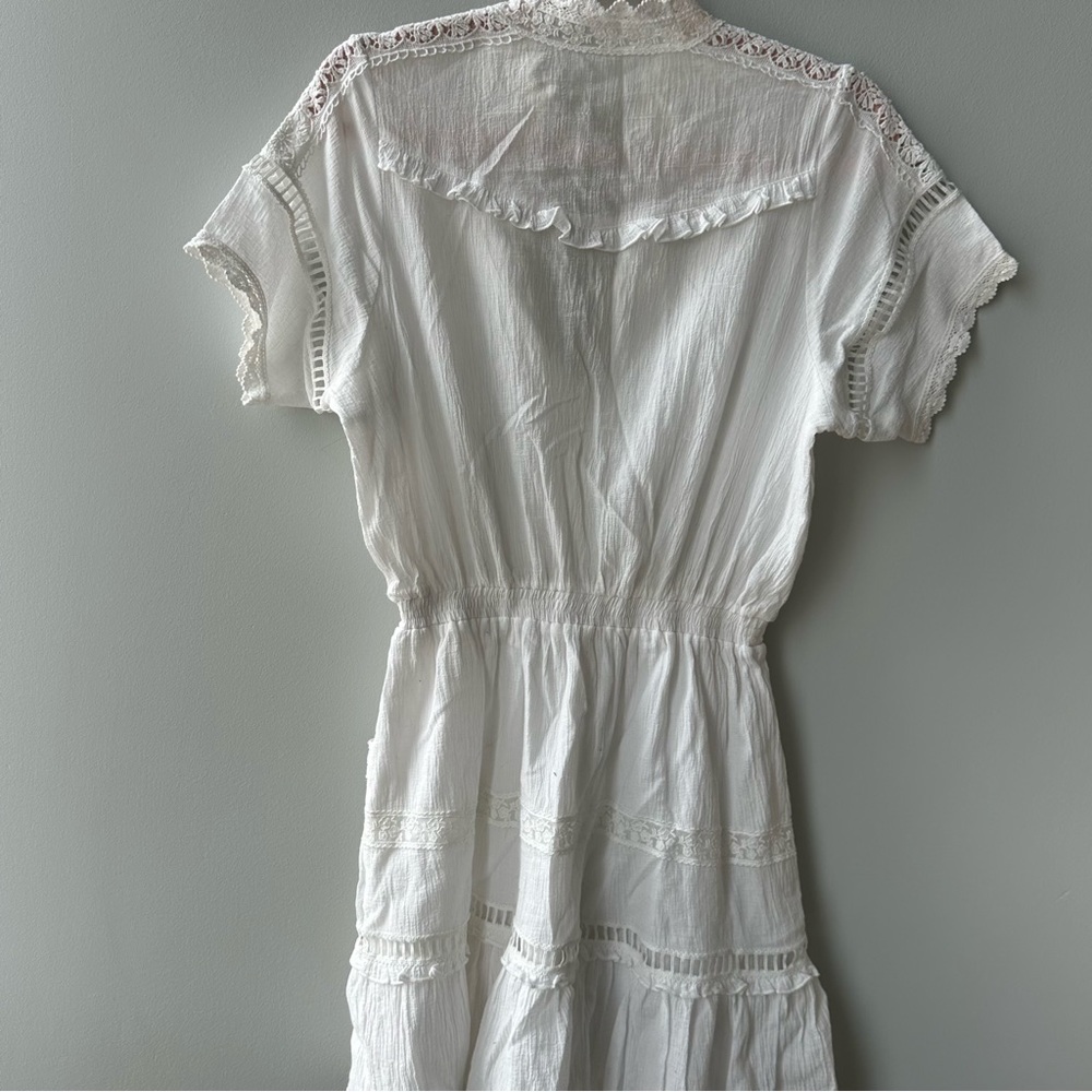Boutique white embroidery dress - Picture 3 of 3
